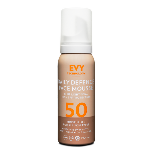 Evy Technology Daily Defence Face mousse SPF50 pleťový krém s dlhotrvácnou vysokou ochranou proti UV žiareniu, modrému svetlu a voľným radikálom 