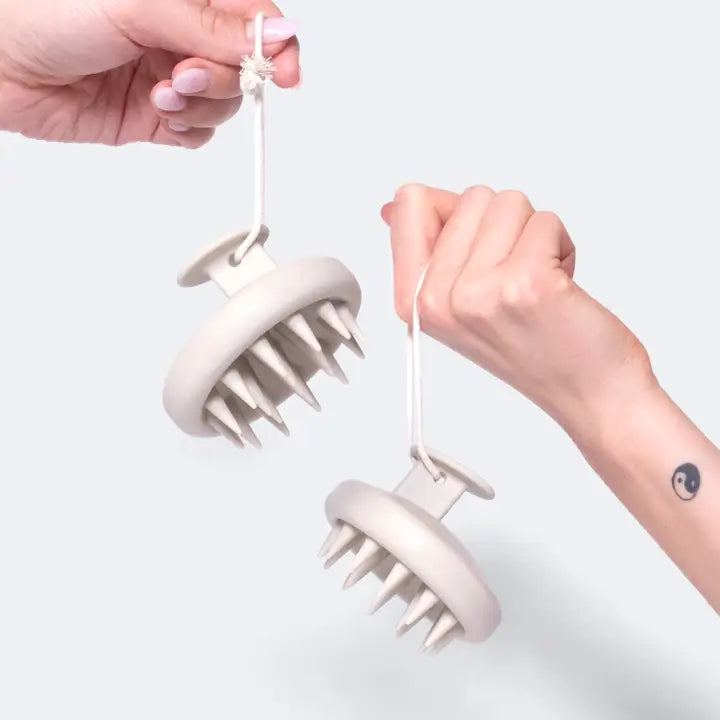Pure Flow Scalp Brush